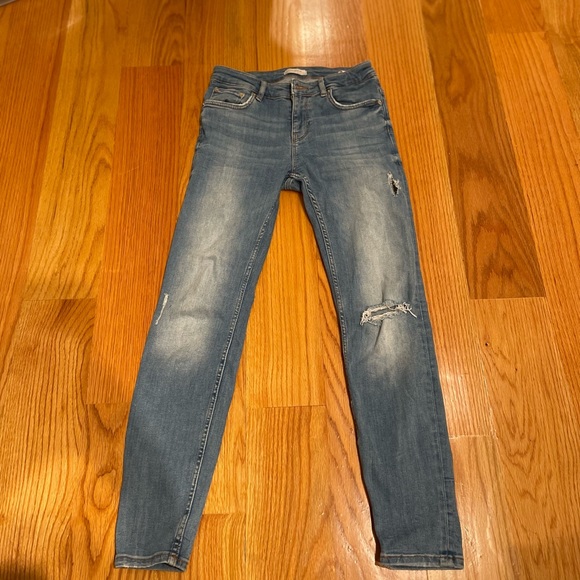 Denim - Women Zara jeans size 6